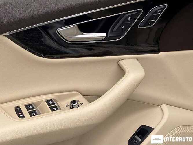 Audi Q7 41 interauto-car