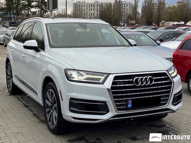 Audi Q7 35 interauto-car