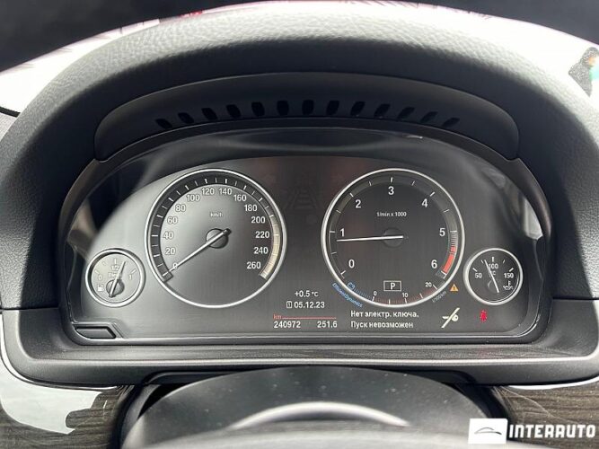 BMW 520 36 interauto-car