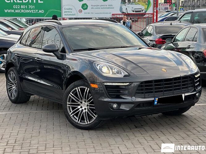 Porsche Macan 35 interauto-car