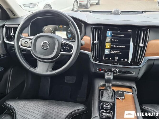 Volvo S 90 43 interauto-car