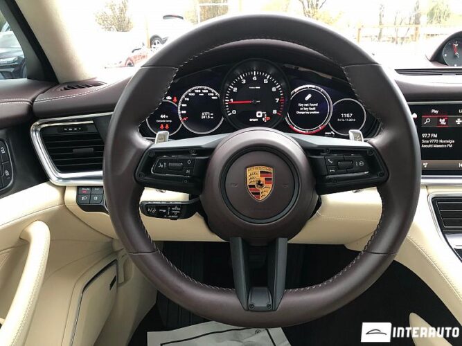 Porsche Panamera 4 49 interauto-car