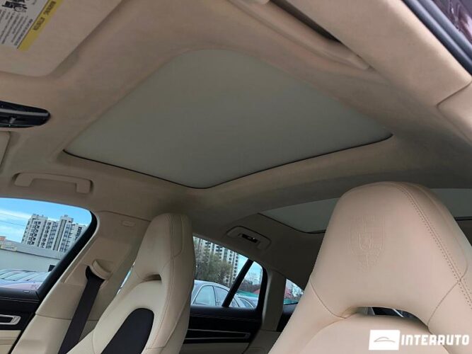 Porsche Panamera 4 46 interauto-car