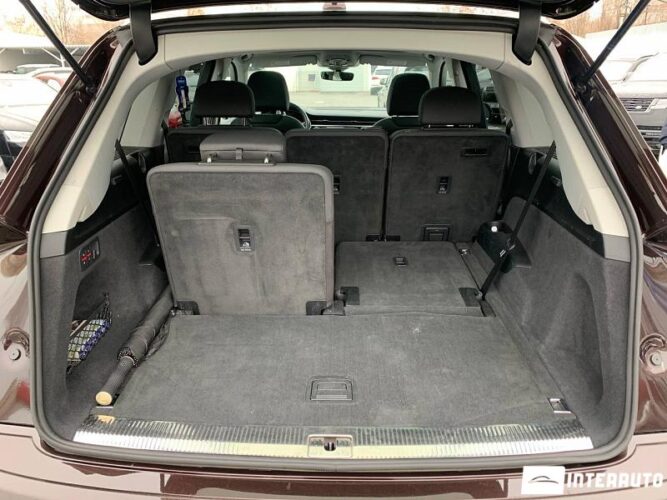 Audi Q7 47 interauto-car