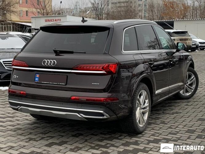 Audi Q7 34 interauto-car