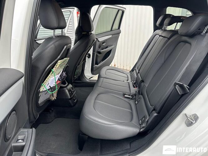BMW 216d 51 interauto-car
