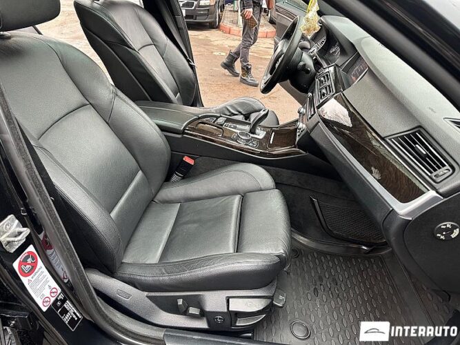 BMW 520 33 interauto-car