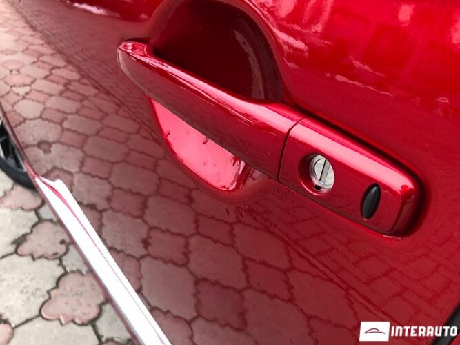 Mitsubishi Outlander 34 interauto-car