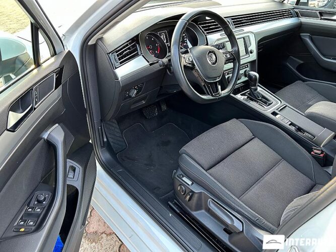 Volkswagen Passat 34 interauto-car