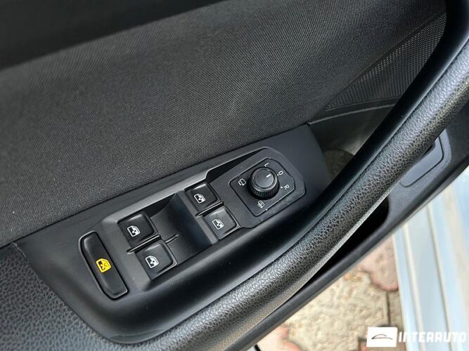 Volkswagen Passat 36 interauto-car