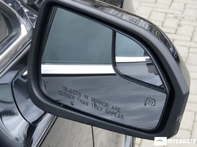 Lincoln MKZ 51 interauto-car