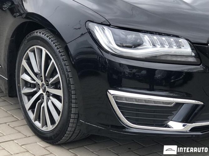 Lincoln MKZ 50 interauto-car
