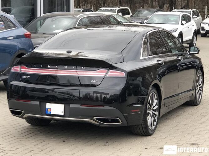 Lincoln MKZ 33 interauto-car
