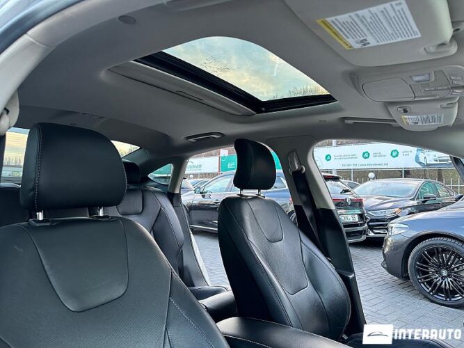 Ford Fusion 46 interauto-car