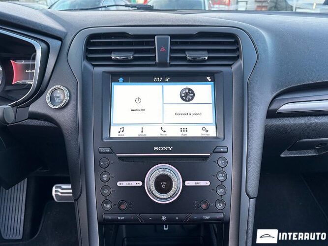 Ford Fusion 39 interauto-car