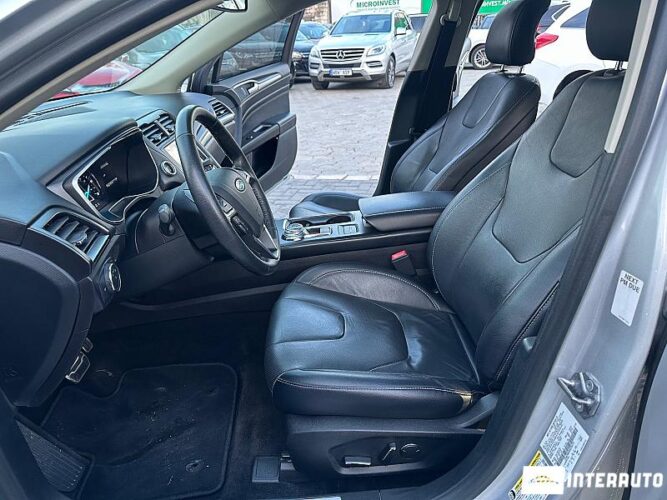 Ford Fusion 35 interauto-car