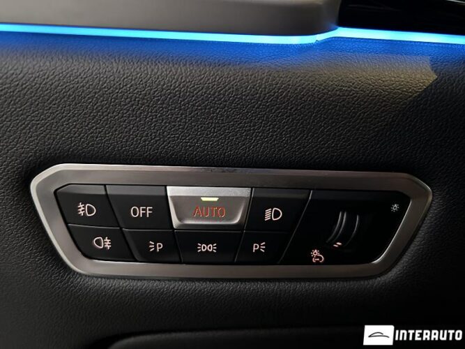 BMW X5 4.5e 44 interauto-car