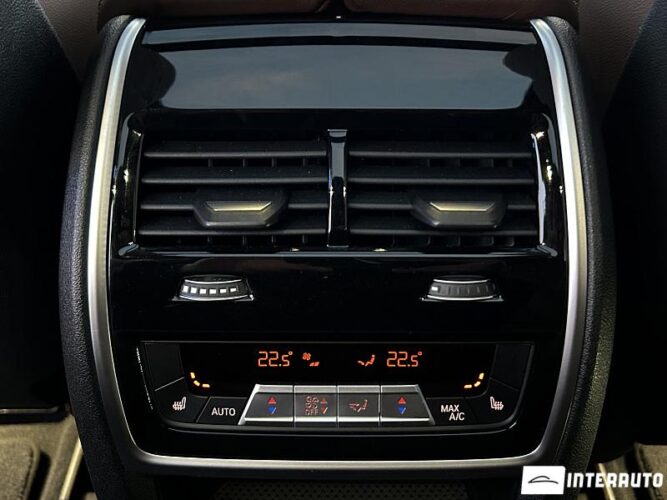 BMW X5 4.5e 52 interauto-car