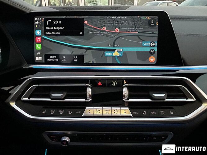 BMW X5 4.5e 48 interauto-car