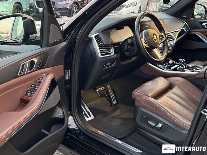 BMW X5 4.5e 40 interauto-car