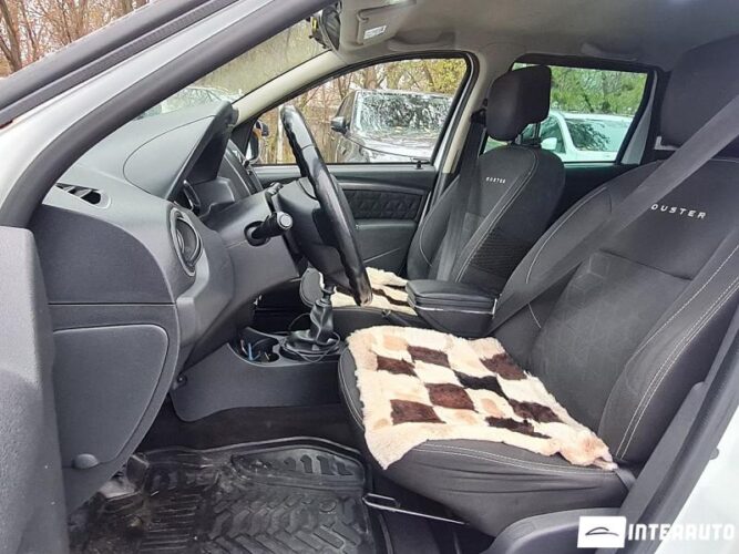 Dacia Duster 32 interauto-car