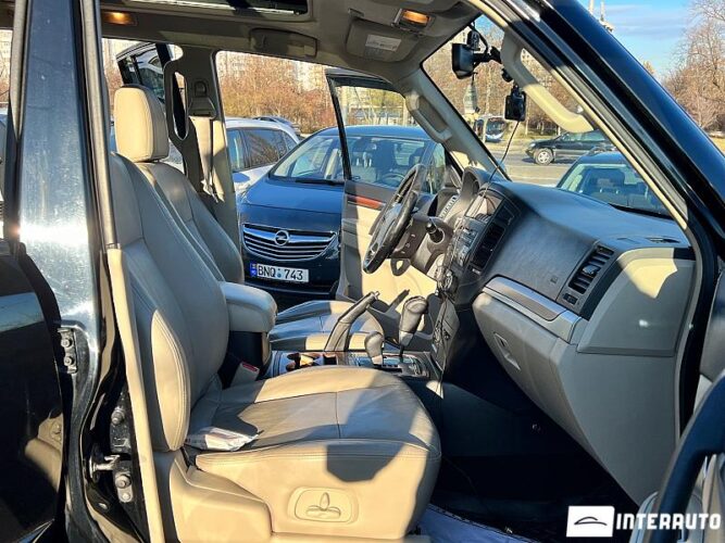 Mitsubishi Pajero 37 interauto-car