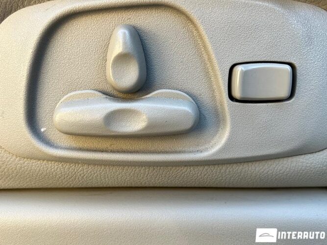 Mitsubishi Pajero 49 interauto-car