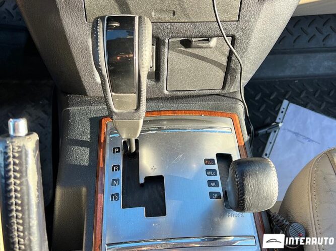 Mitsubishi Pajero 44 interauto-car