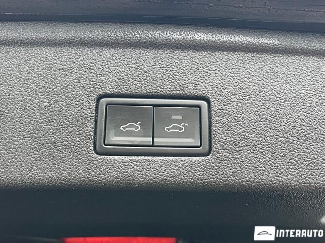 Volkswagen Touareg 53 interauto-car