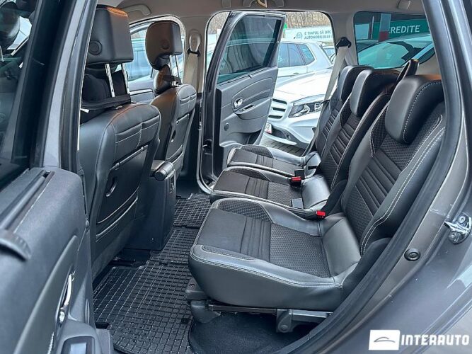 Renault Grand Scenic 47 interauto-car