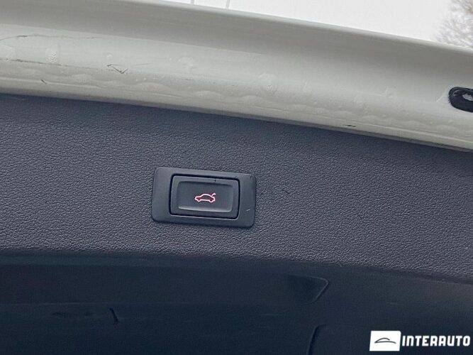 Audi Q5 35 interauto-car