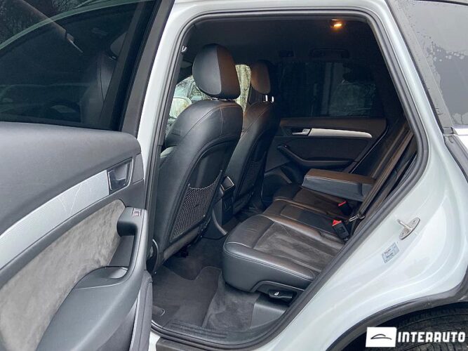 Audi Q5 45 interauto-car