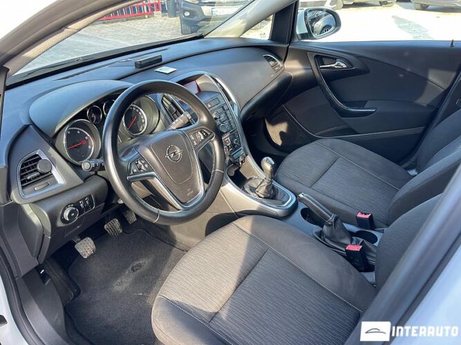 Opel Astra 37 interauto-car