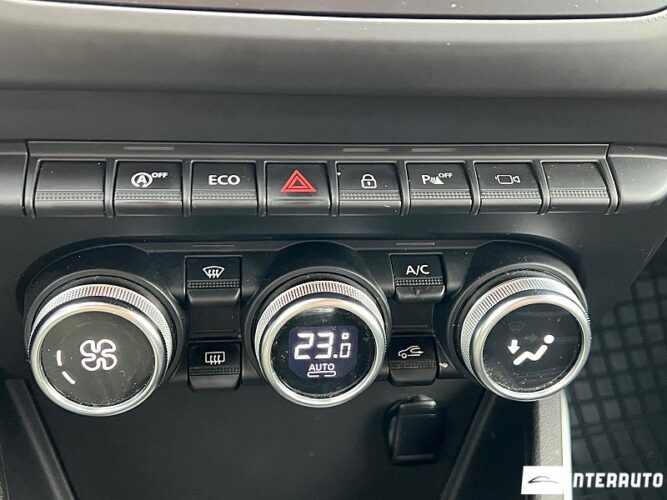 Dacia Duster 43 interauto-car