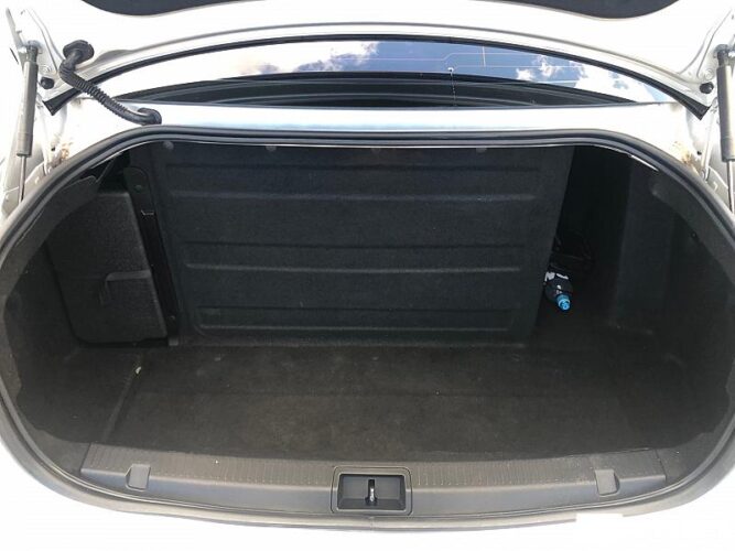 Renault Fluence 39 interauto-car