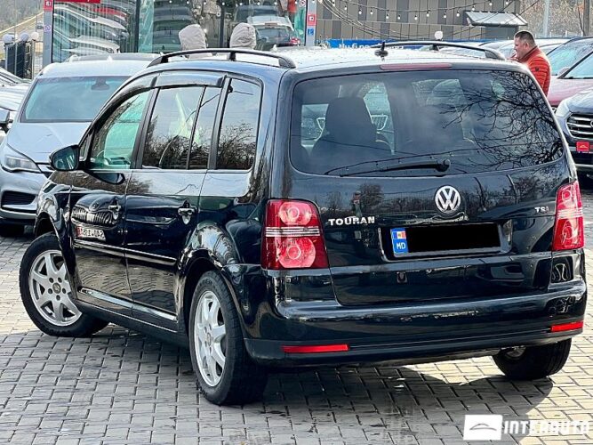 Volkswagen Touran 29 interauto-car