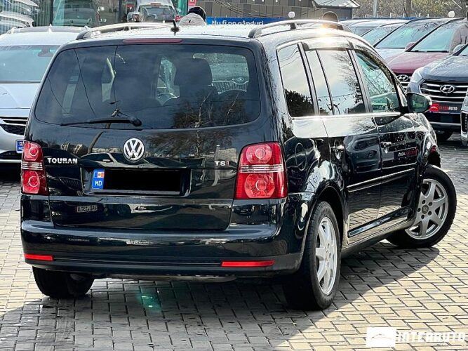 Volkswagen Touran 28 interauto-car
