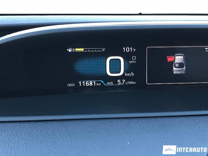 Toyota Prius 39 interauto-car