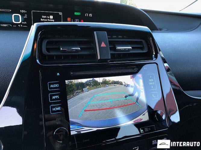 Toyota Prius 40 interauto-car