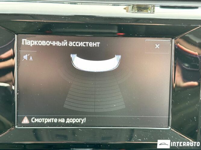 Skoda Superb 44 interauto-car