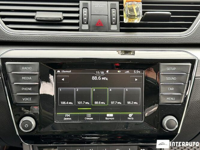 Skoda Superb 45 interauto-car