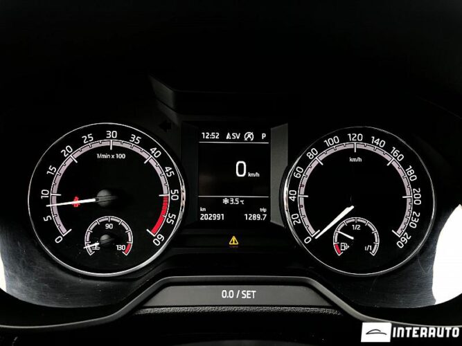 Skoda Octavia 33 interauto-car