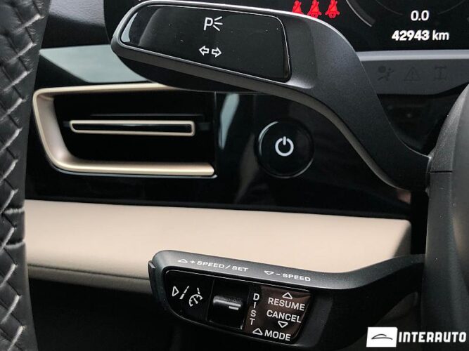 Porsche Taycan 4S 50 interauto-car