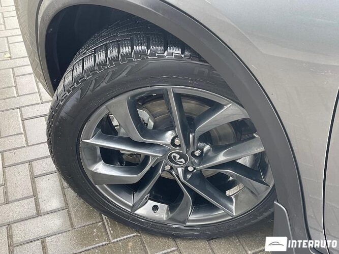 Infiniti QX50 61 interauto-car