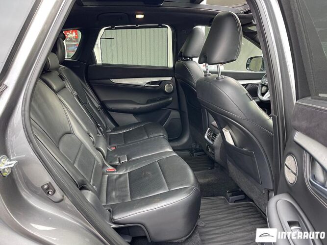 Infiniti QX50 59 interauto-car