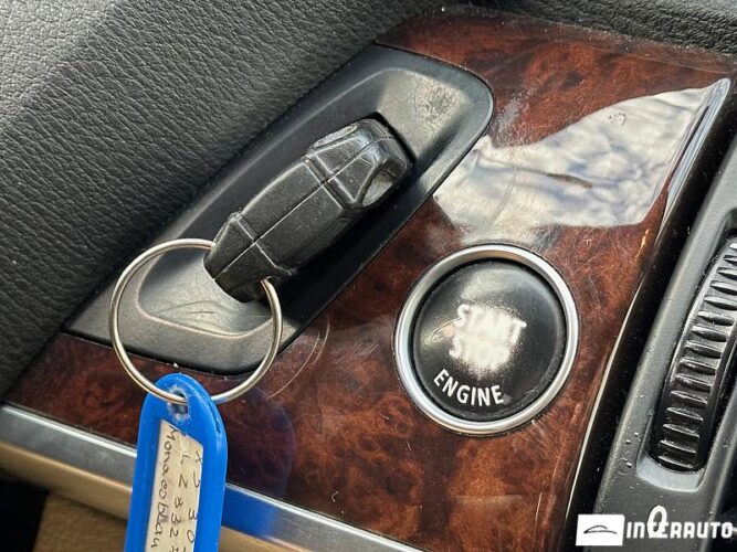 BMW X5 3.0i 42 interauto-car