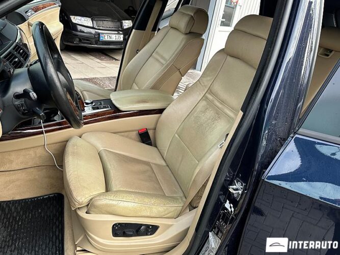 BMW X5 3.0i 38 interauto-car