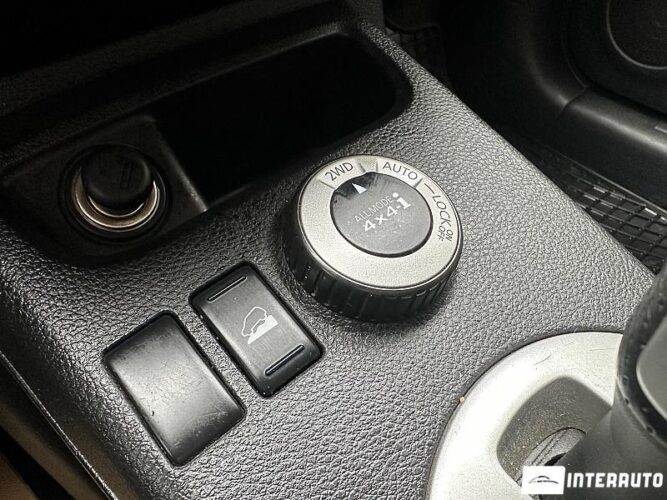 Nissan X-Trail 39 interauto-car