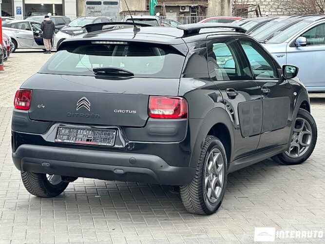 Citroen C4 Cactus 33 interauto-car