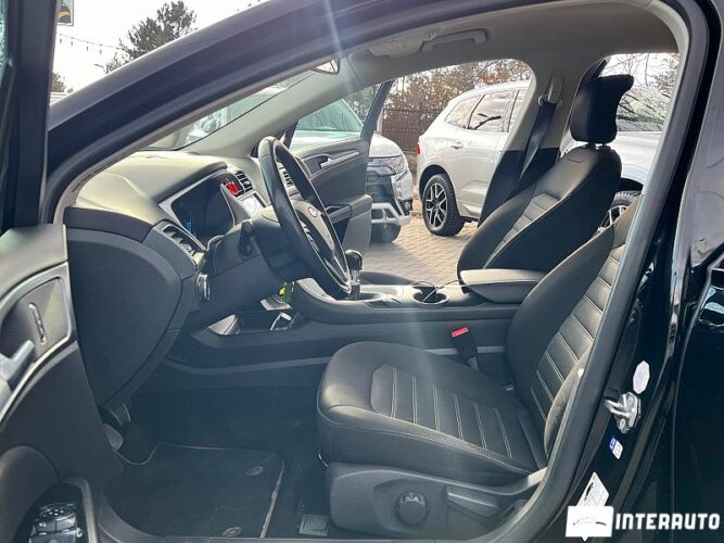 Ford Mondeo 35 interauto-car